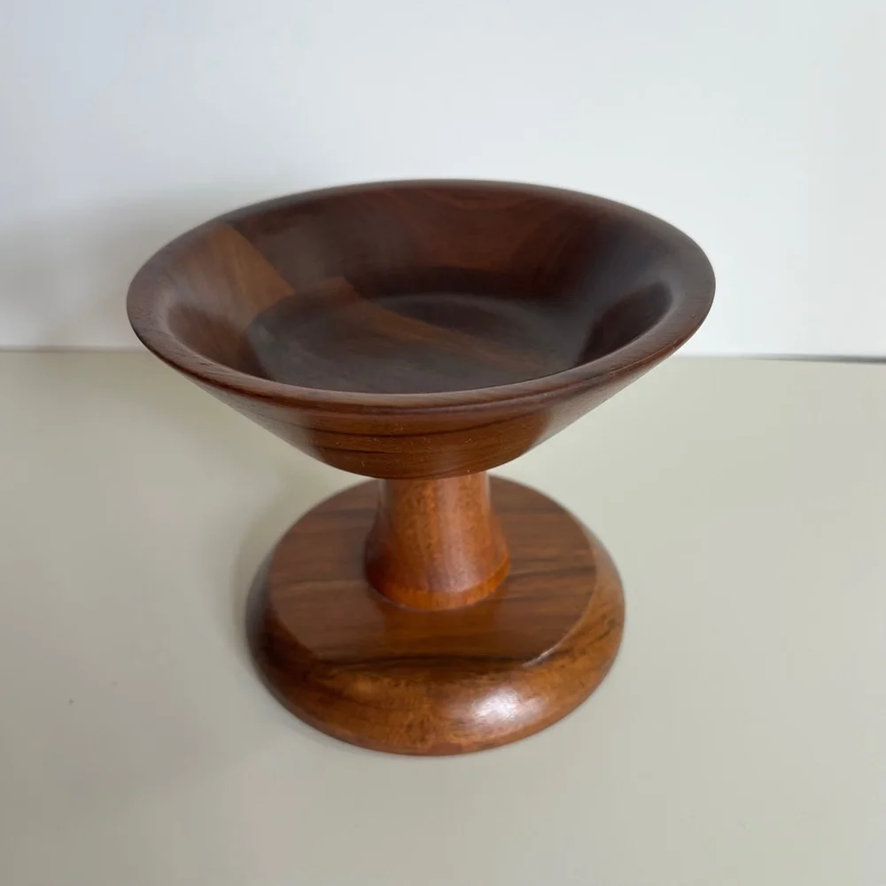Vintage‎ 50’s Ozark Walnutware footed Wood Bowl, Brown, 5 inch